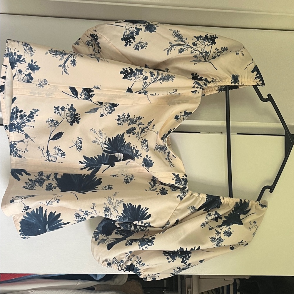 Abercrombie & Fitch Cream and Blue Floral Blouse